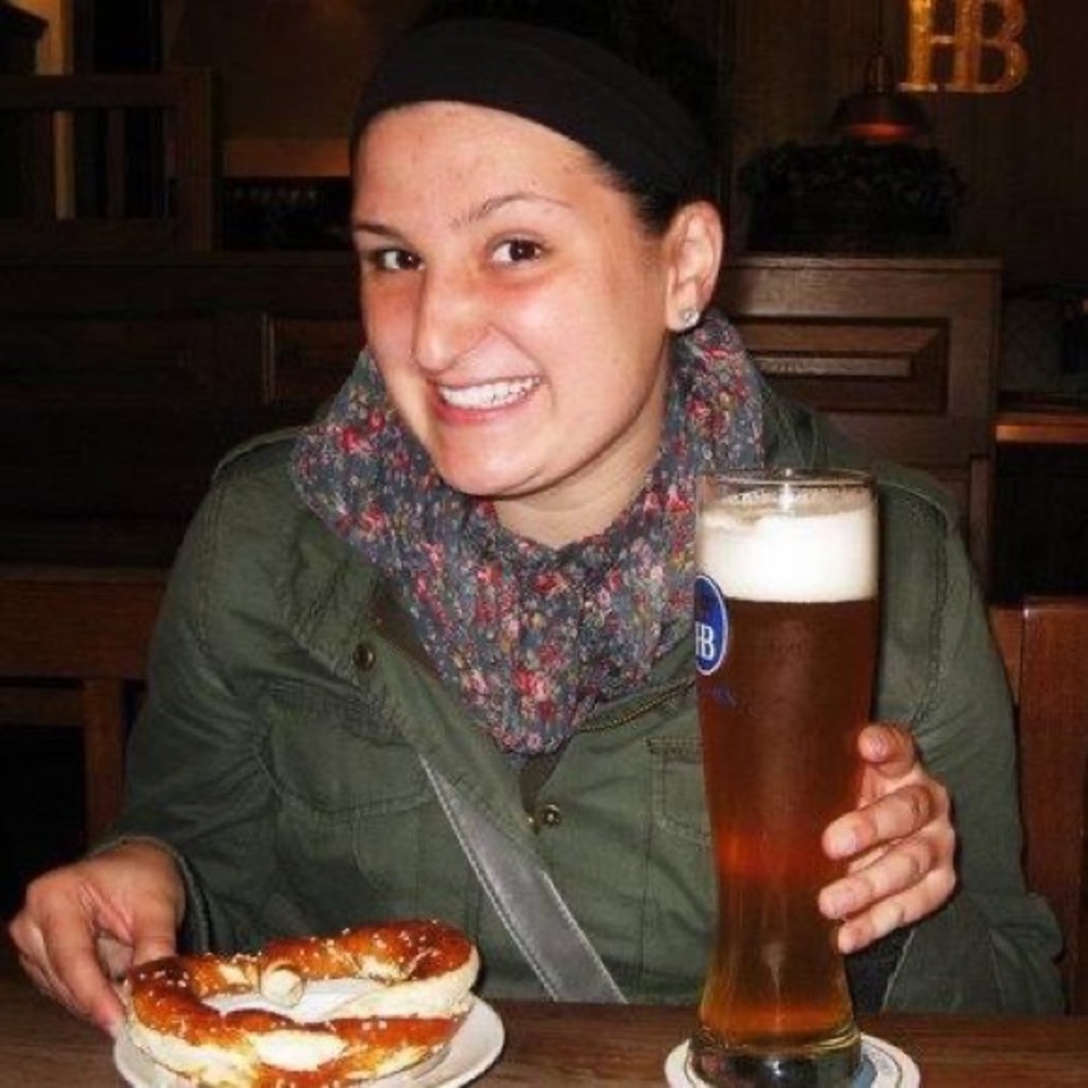 Meet your Posher, Kelly